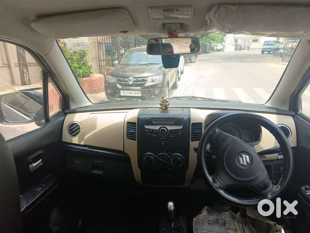 Maruti Suzuki Wagon R Vxi Amt, 2017, Petrol