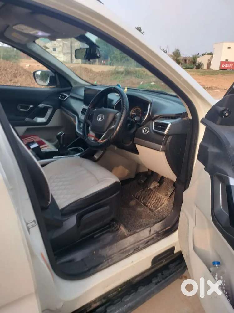 Tata Safari 2023 डीज़ल मैनुअल