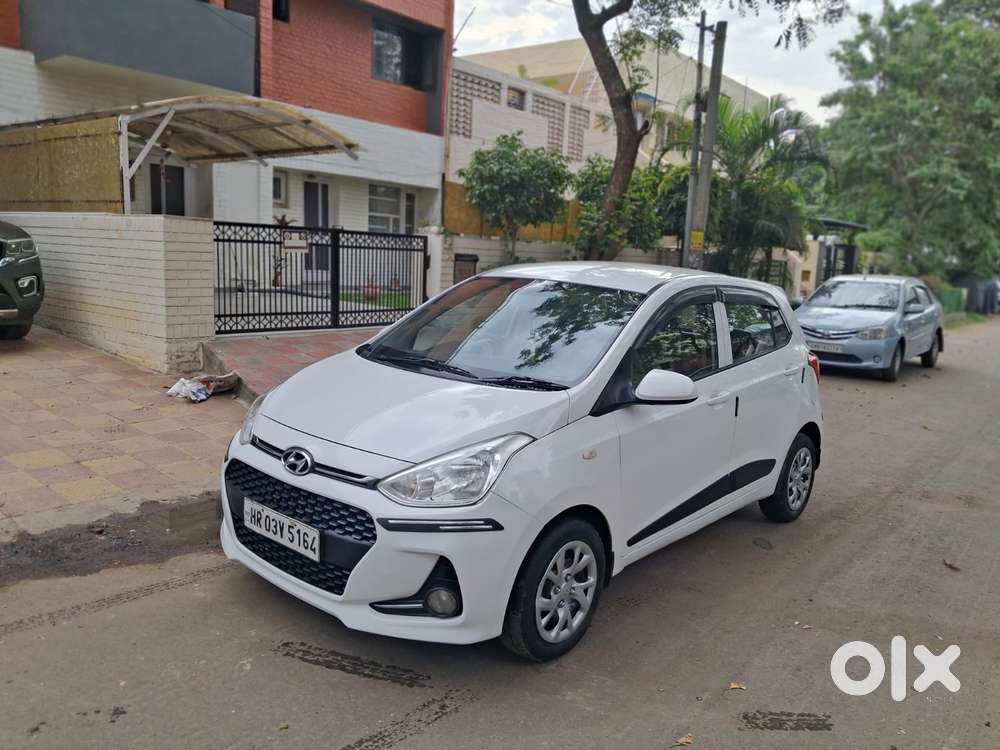 Hyundai Grand I10 2016-2017 Sportz Celebration Edition, 2017, Petrol
