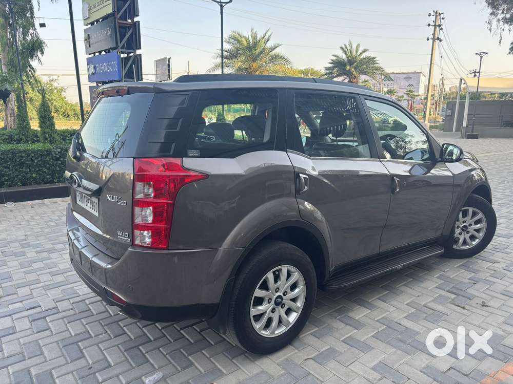 Mahindra Xuv500 W10 At, 2017, Cng & Hybrids