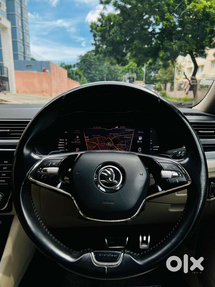 Skoda Superb 2.0 L&k Tsi At, 2021, Petrol