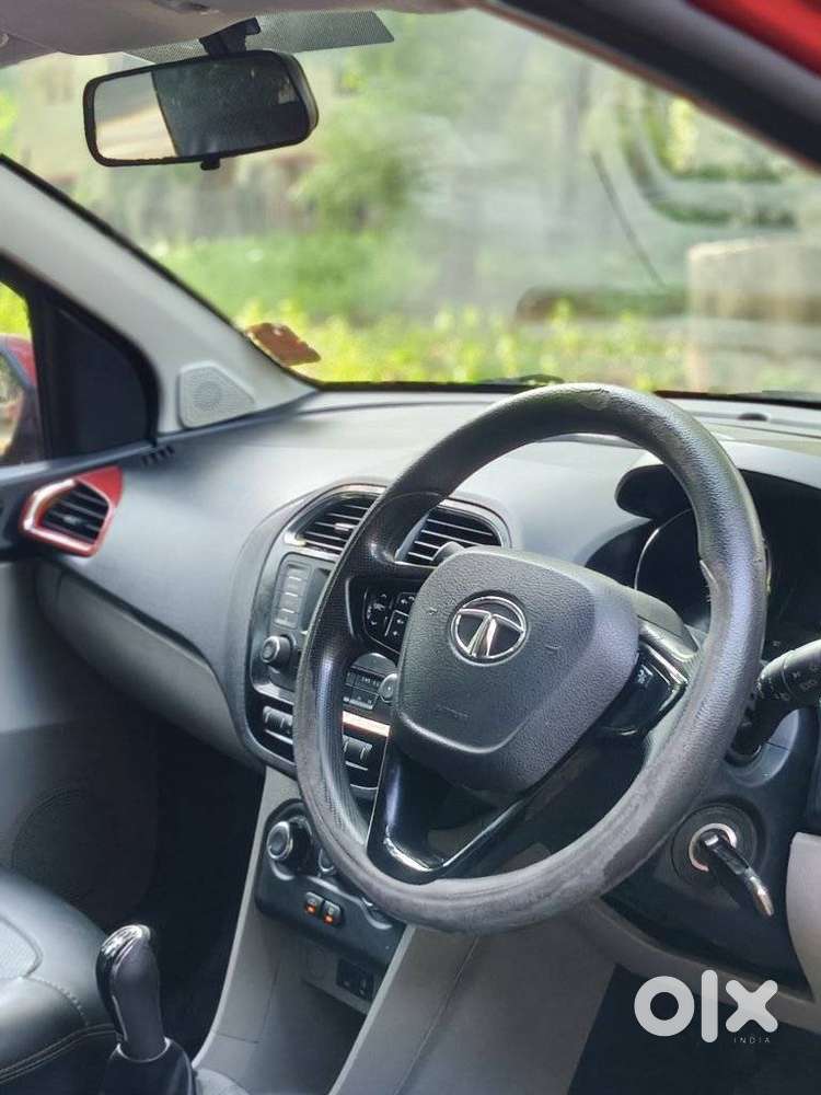 Tata Tiago 1.2 Revotron Xz, 2018, Petrol