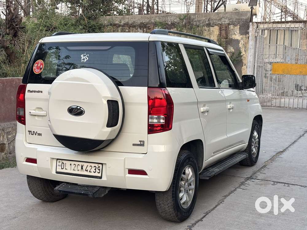 Mahindra Tuv 300 Mhawk100 T8 Amt, 2016, Diesel