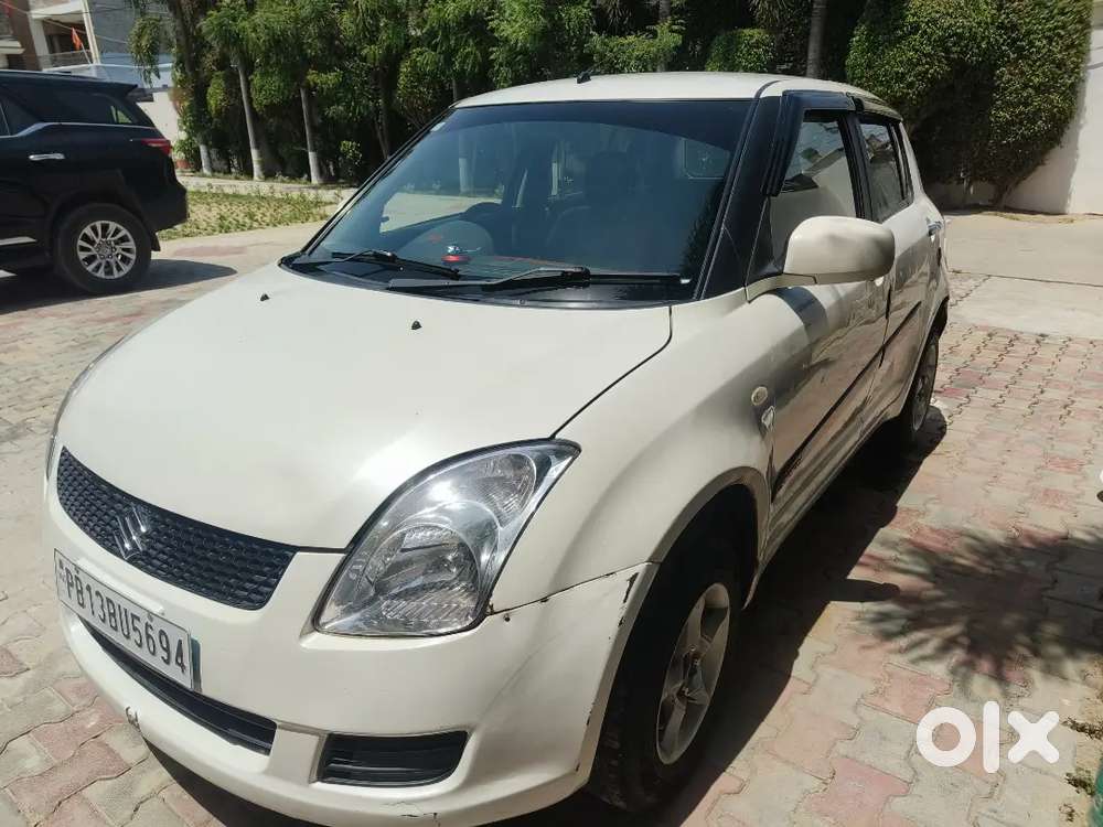 Maruti Suzuki Swift 2009 Petrol 85000 Km Driven