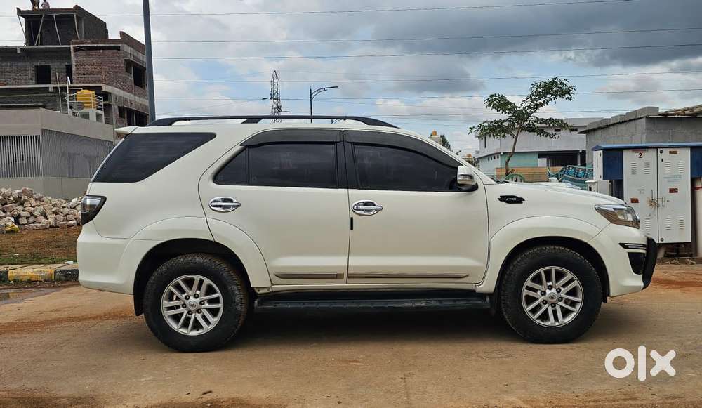 Toyota Fortuner 2.5 4x2 Mt Trd Sportivo, 2013, Diesel