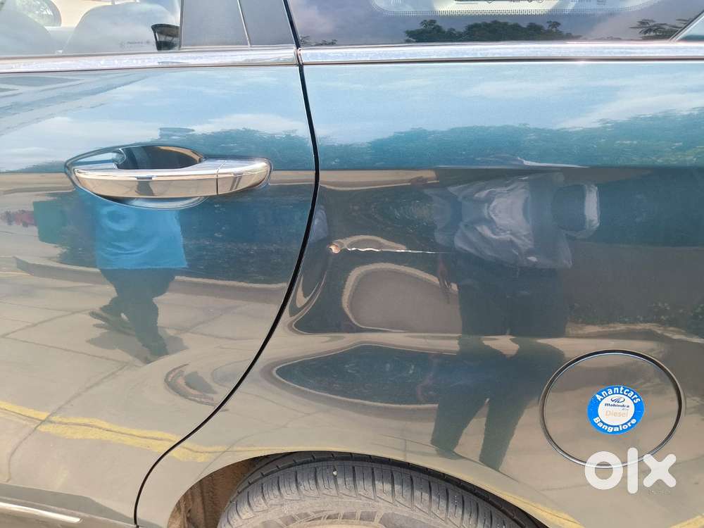 Mahindra Marazzo M6, 2019, Diesel
