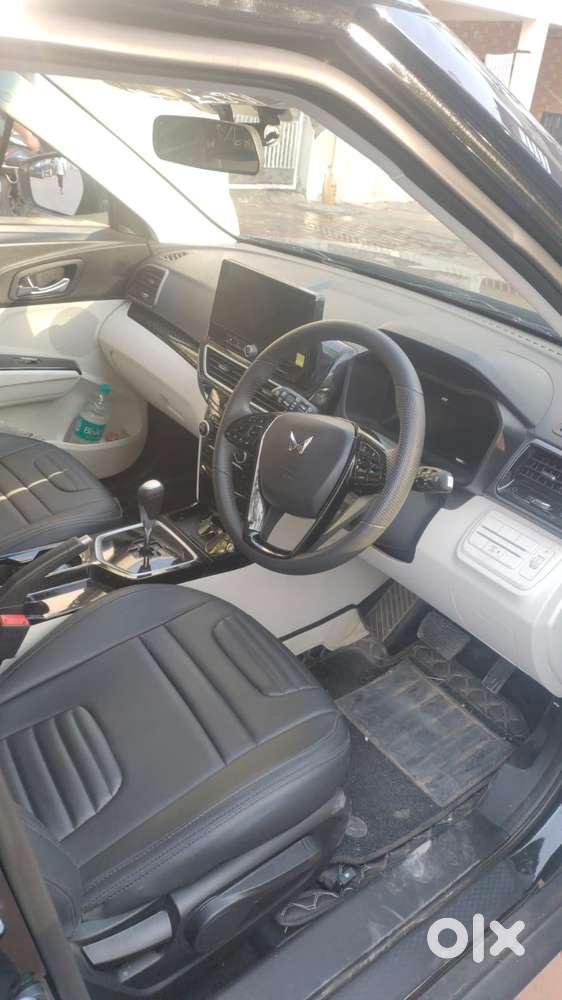 Mahindra Xuv 3xo Ax5 Pm At, 2025, Diesel