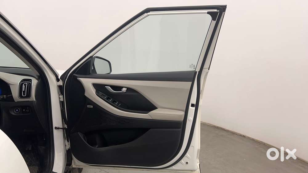Hyundai Creta Sx 1.5 Petrol Cvt, 2022, Petrol
