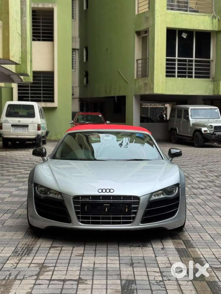 Audi R8 5.2 V10 Spyder, 2011, Petrol