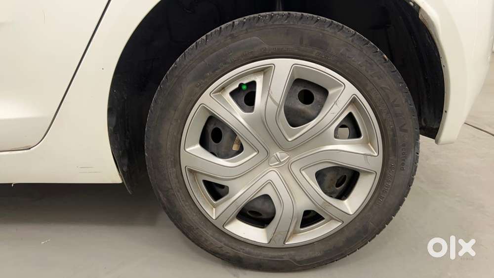 Tata Altroz 1.2 Xm Plus, 2022, Petrol