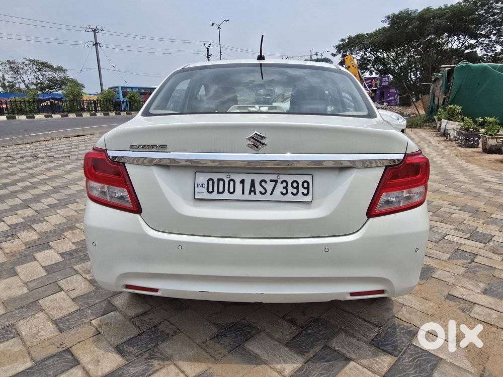 Maruti Suzuki Swift Dzire 1.3 Vxi, 2023, Petrol