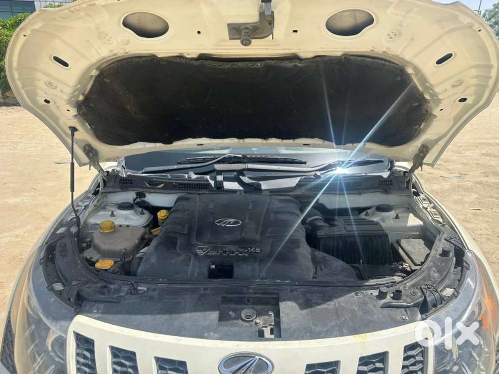 Mahindra Xuv500 2015