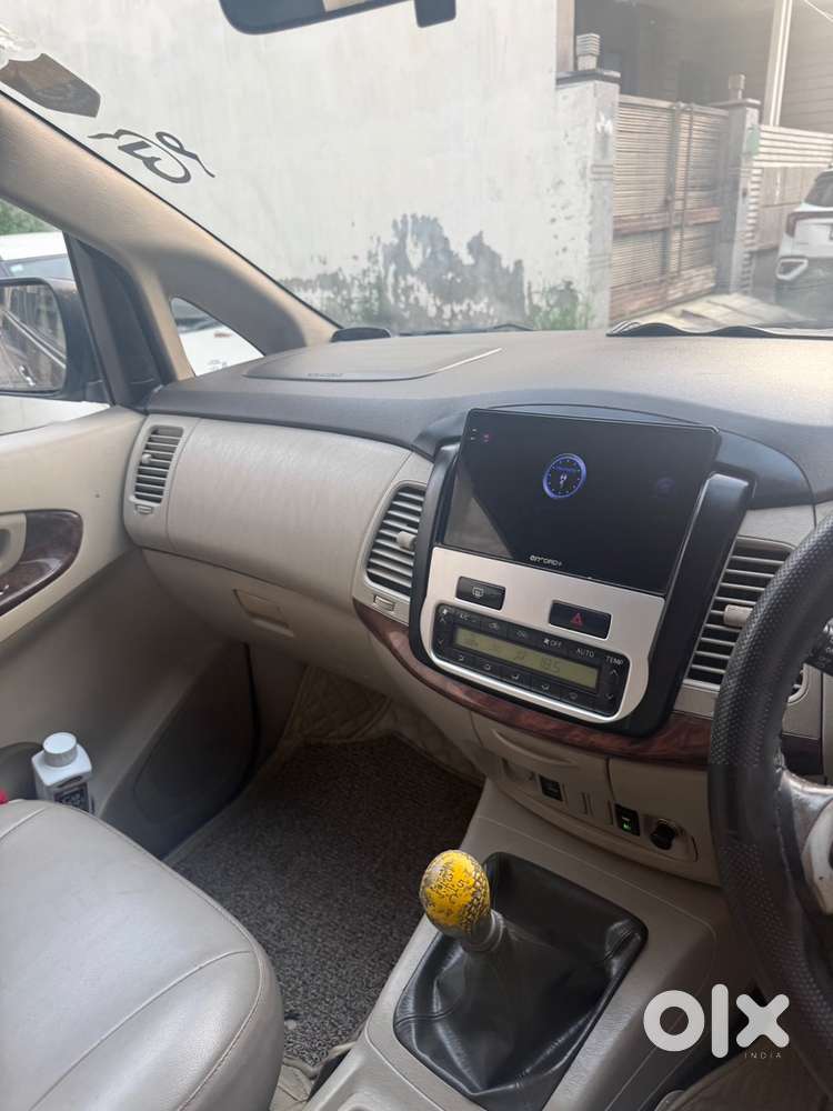 Toyota Innova Diesel 2012