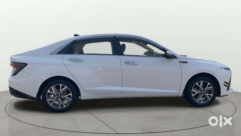 Hyundai Verna 1.5 Mpi Mt Sx (o), 2024, Petrol