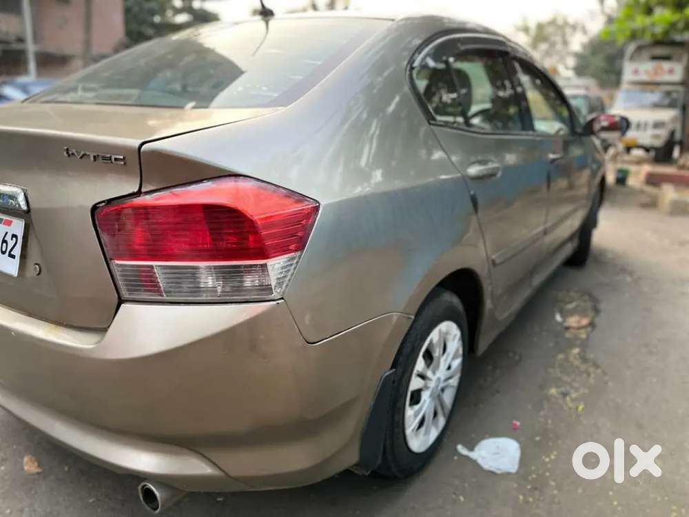 Honda City Ivtec 2011 Cng & Hybrids 089250 Km Driven