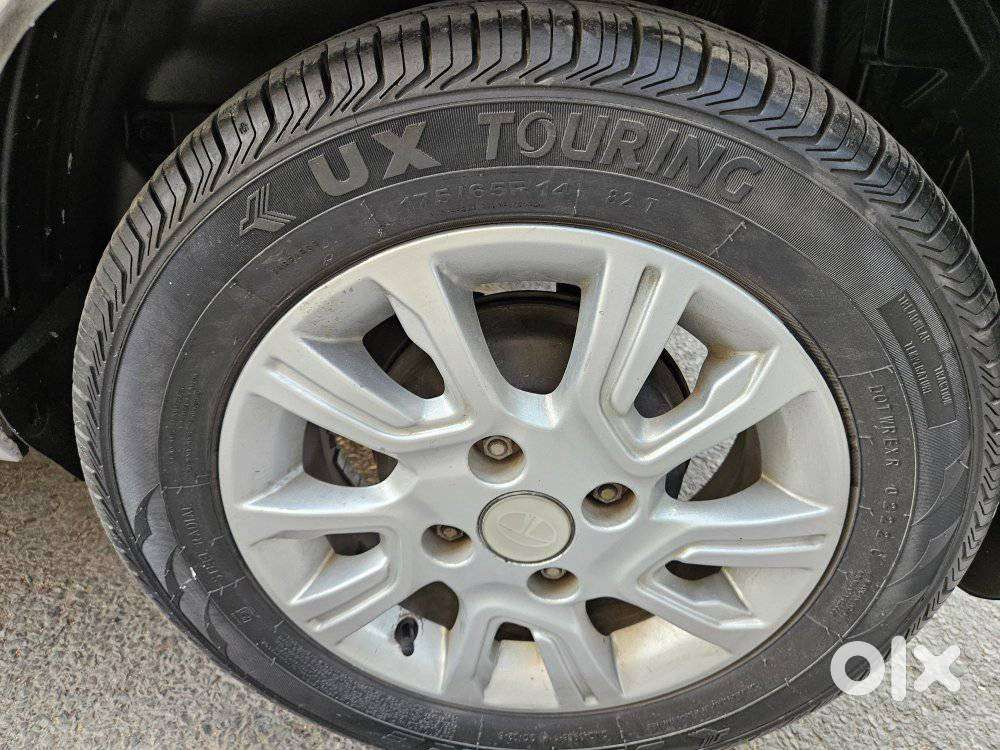Tata Tiago 1.2 Revotron Xza, 2018, Petrol