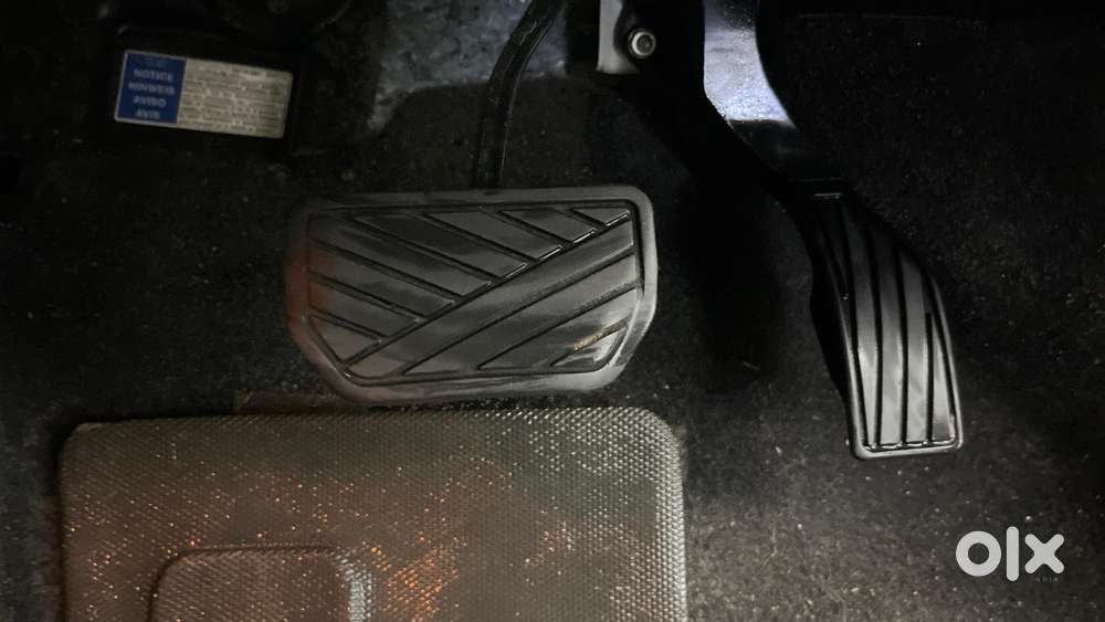 Maruti Suzuki Vitara Brezza 1.5 Zxi Plus At, 2022, Petrol