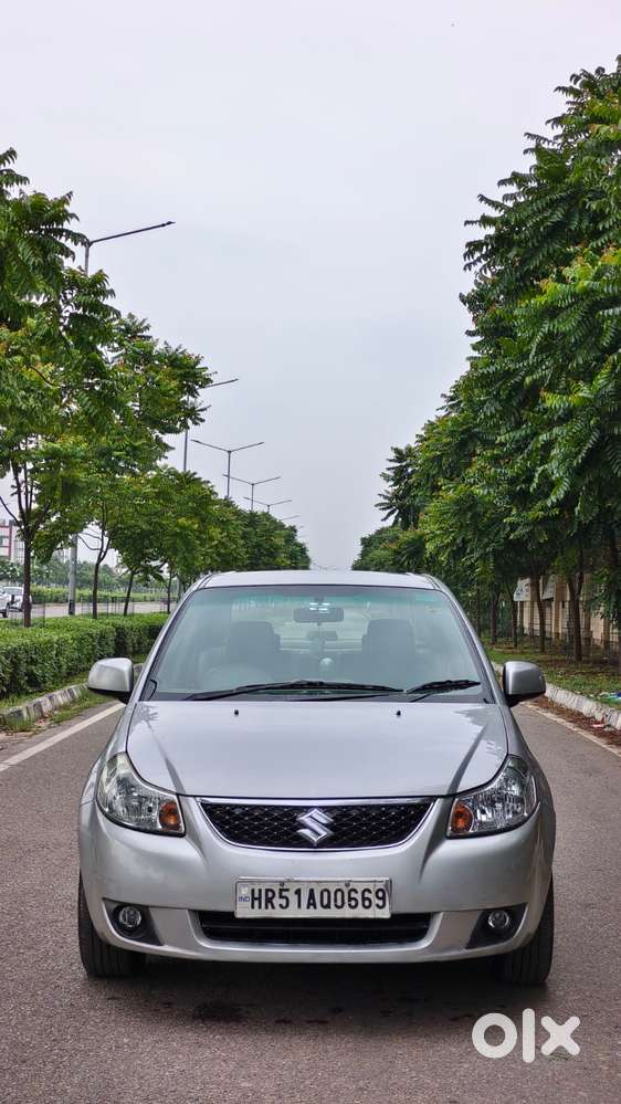 Maruti Suzuki Sx4 Zxi Mt Bsiv, 2011, Petrol