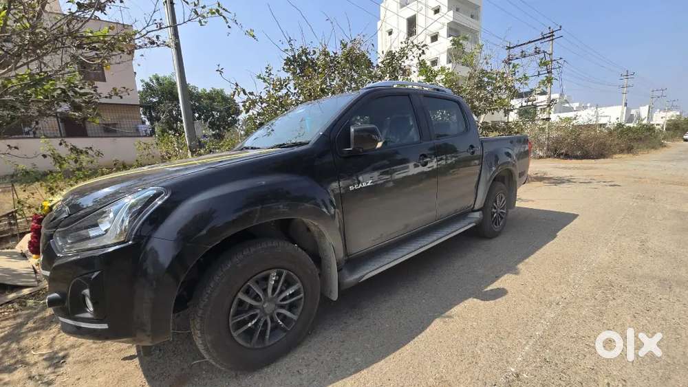 Isuzu D-max Z 4x2 2025 Yellow Board