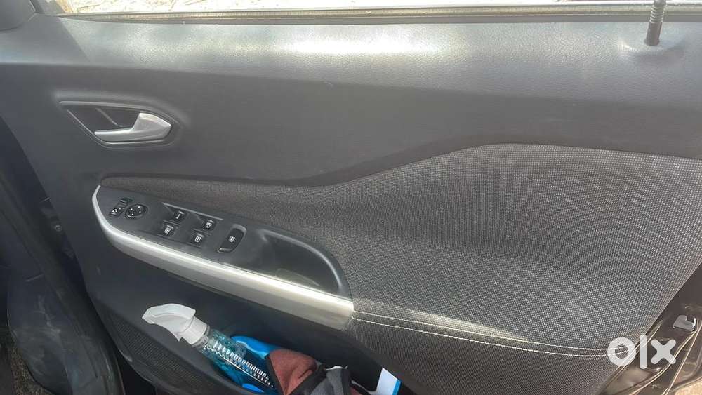 Black Colour Top Condition With Cruise Control, 360 Camera.