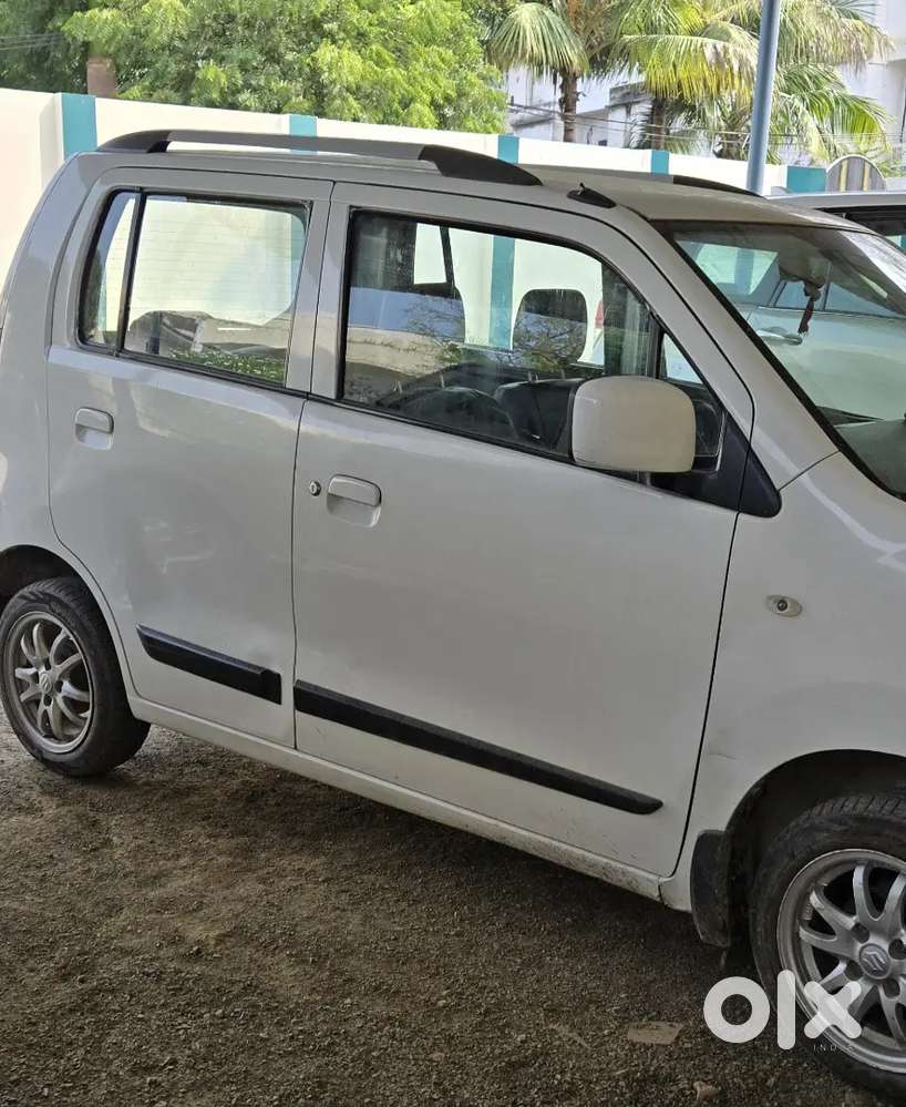 Maruti Suzuki Wagon R 2014 Petrol Well Maintained