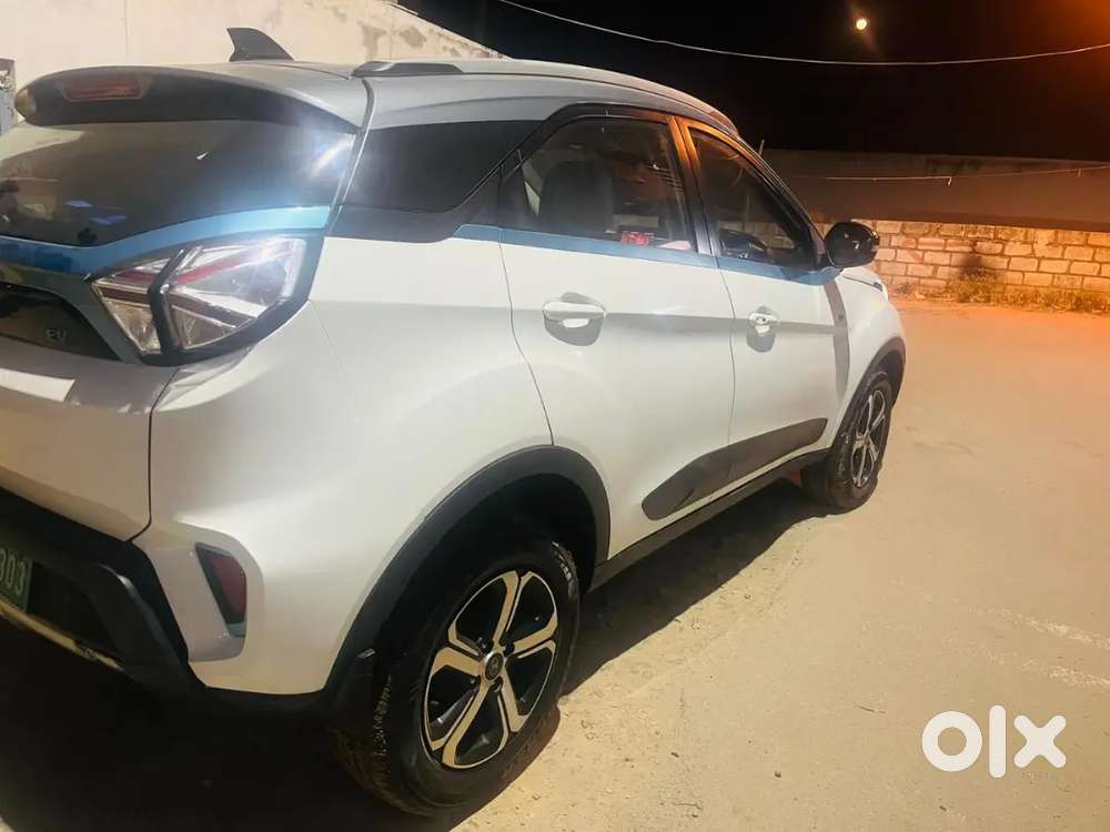 Tata Nexon Ev Nov 2021 Regtion 2022 Electric Well Maintained