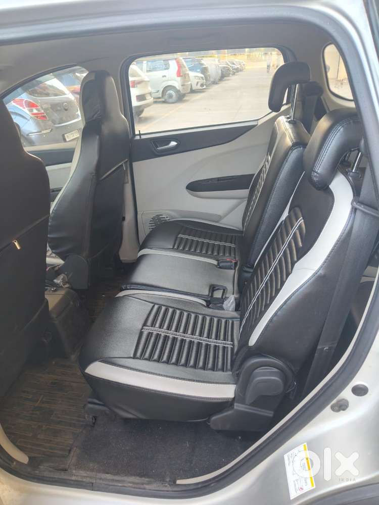 Renault Triber Rxz, 2021, Petrol