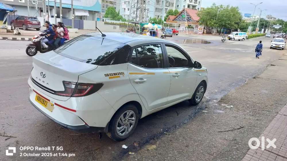 Hyundai Aura / 1.2 S Petrol / Mt. 2022 Premium Care/ 2023-84,000 Km