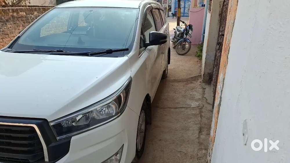 Toyota Innova Crysta 2018 Diesel 190000 Km Driven