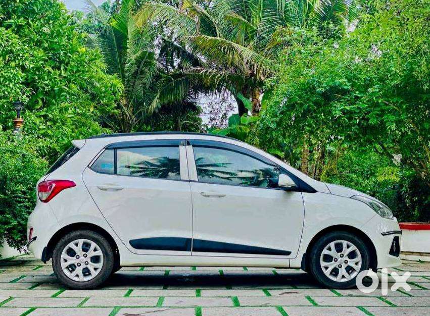 Hyundai Grand I10 Sportz(o) 1.2 Mt, 2018, Petrol