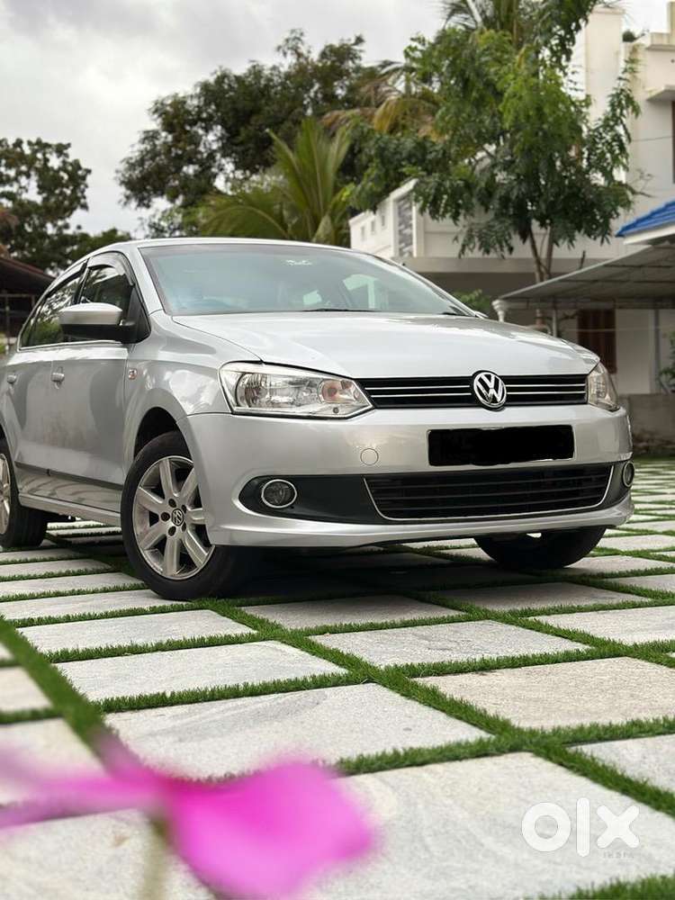 Volkswagen Car Manual 2011