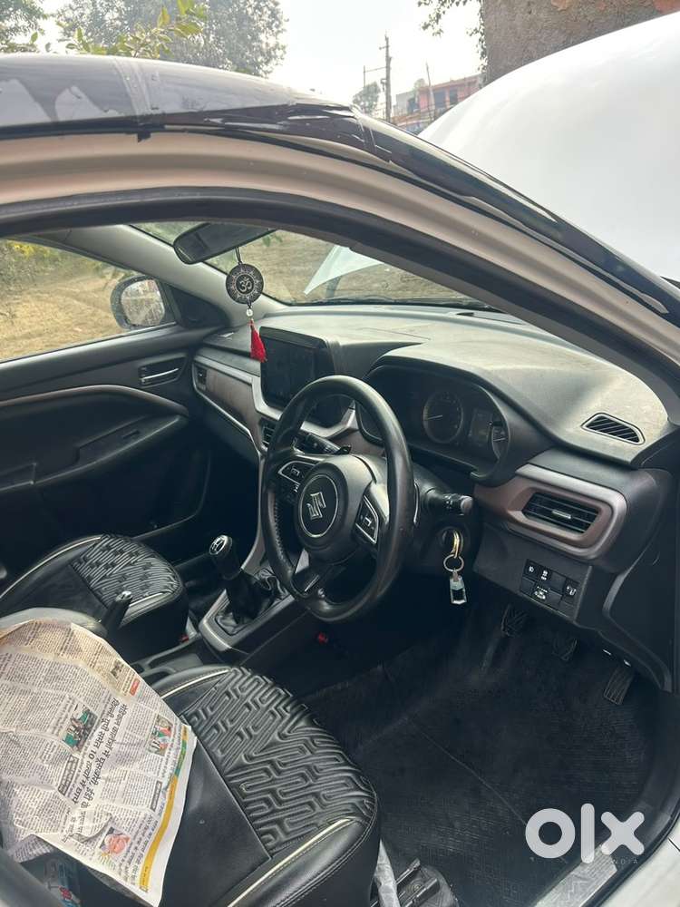 Maruti Suzuki Brezza Lxi 2024