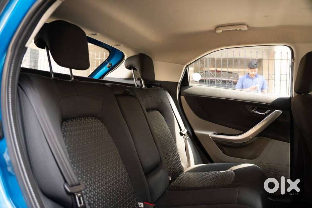 Tata Nexon 1.2 Revotron Xz Plus Dual Tone, 2018, Petrol