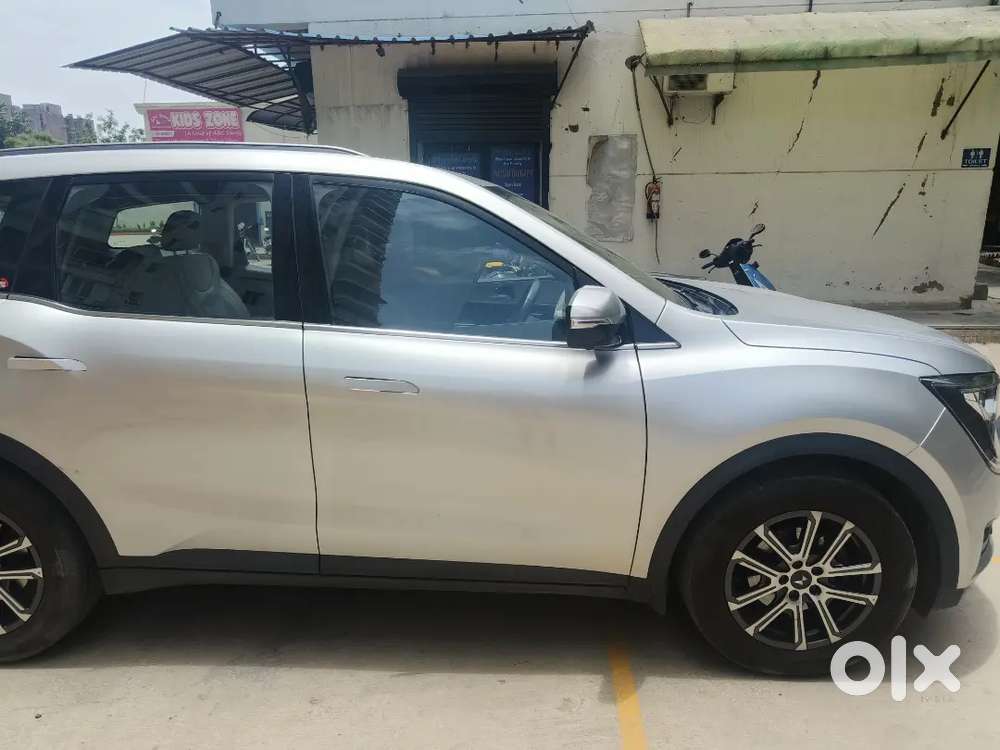 023 Mahindra Xuv700 Ax7l  Feb 2023  25,000 Km  Single Owner  Ncr