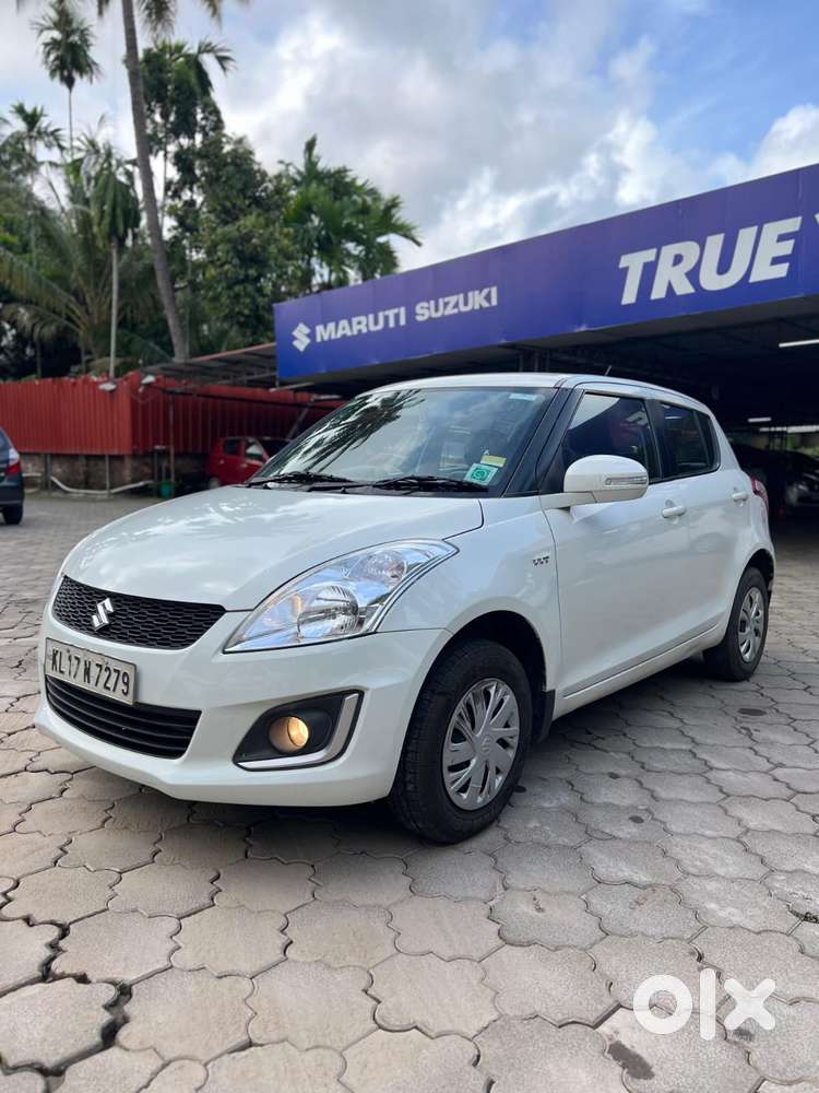 Maruti Suzuki Swift Vxi Optional, 2015, Petrol