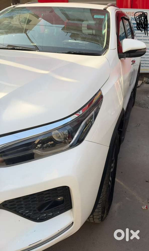 Toyota Fortuner Petrol 2022