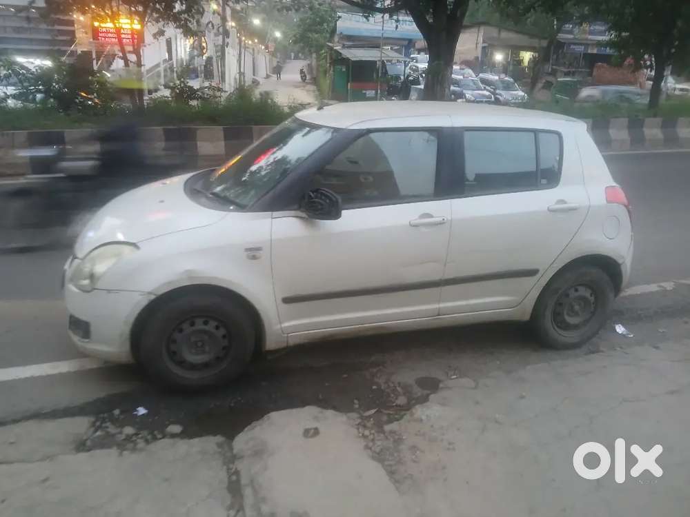 Maruti Suzuki Swift 2010 Diesel 85000 Km Driven
