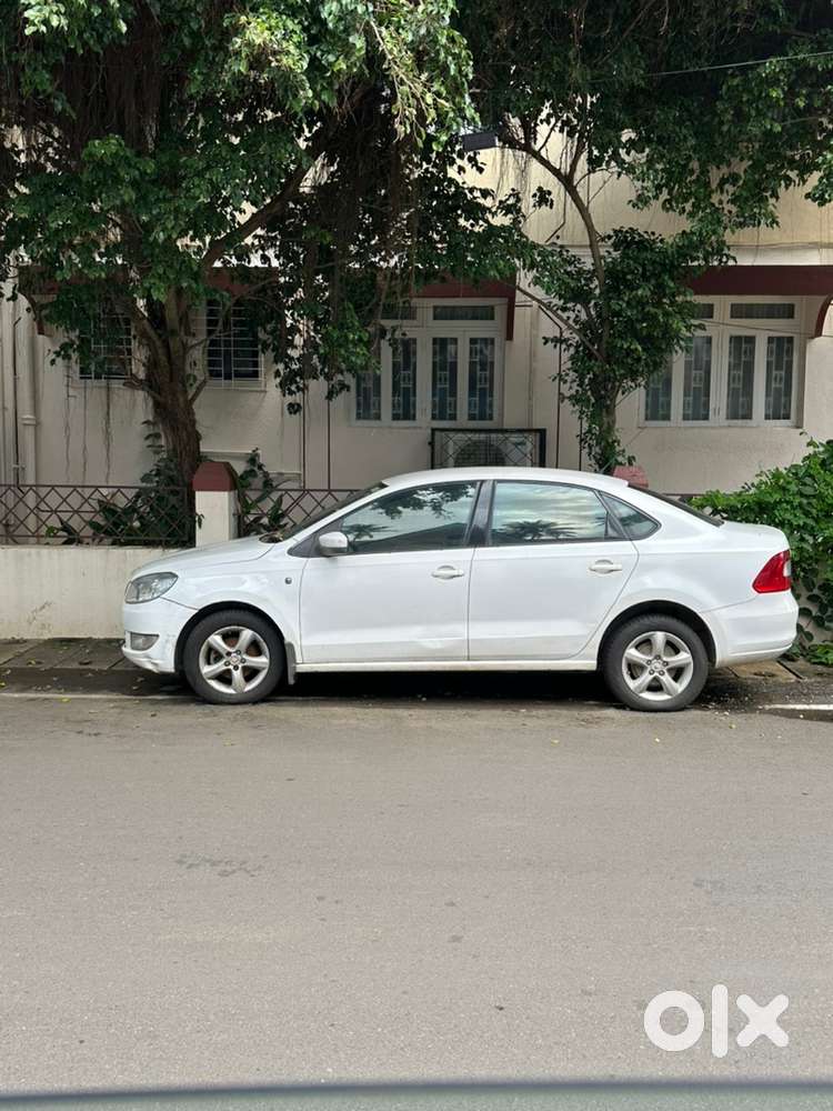 Skoda Rapid Tsi 2012