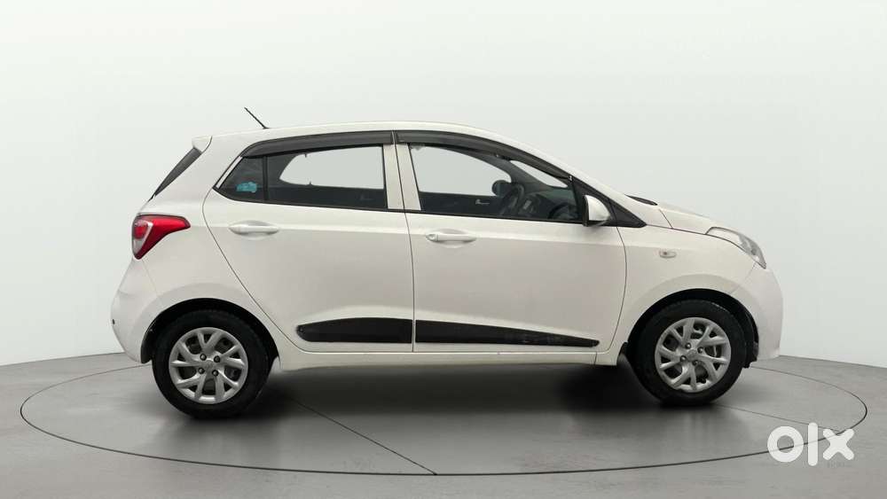 Hyundai Grand I10 Sportz 1.2 Kappa Vtvt, 2017, Petrol