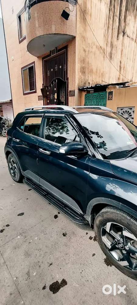 Hyundai Venue 2019 Petrol Well Maintained