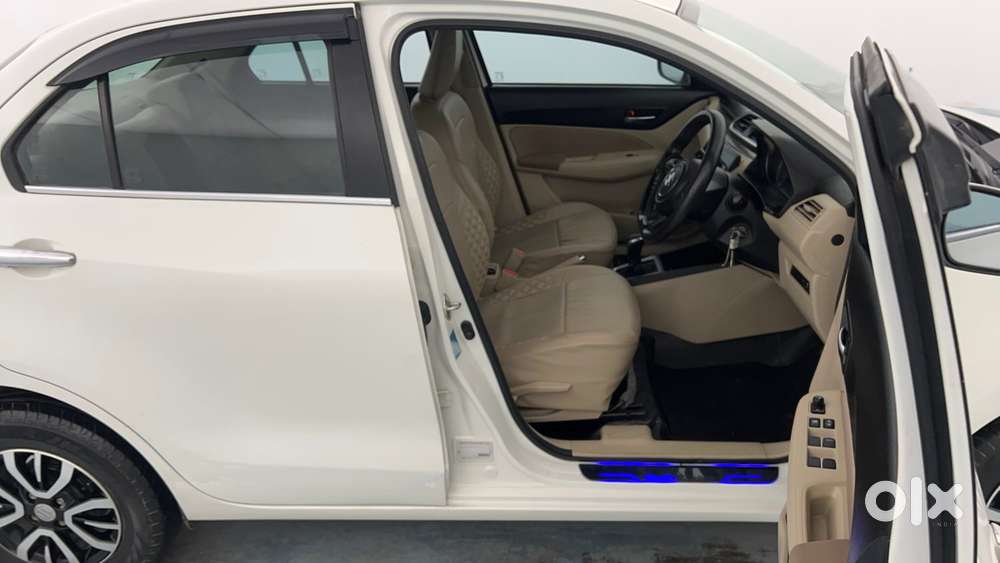 Maruti Suzuki Dzire Vxi Ags, 2022, Petrol