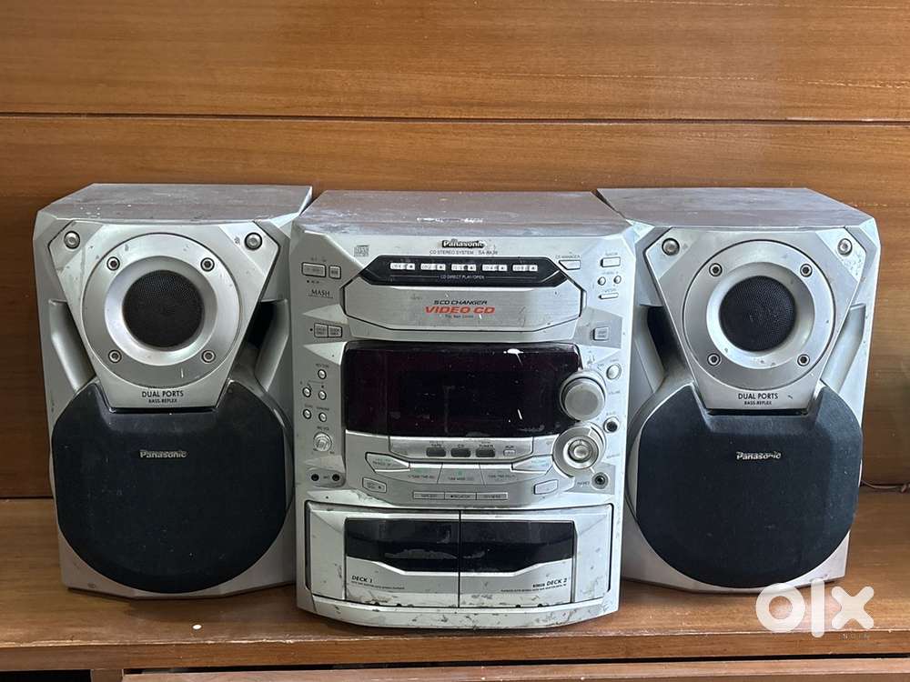 Panasonic Old Music System with 2 Speakers