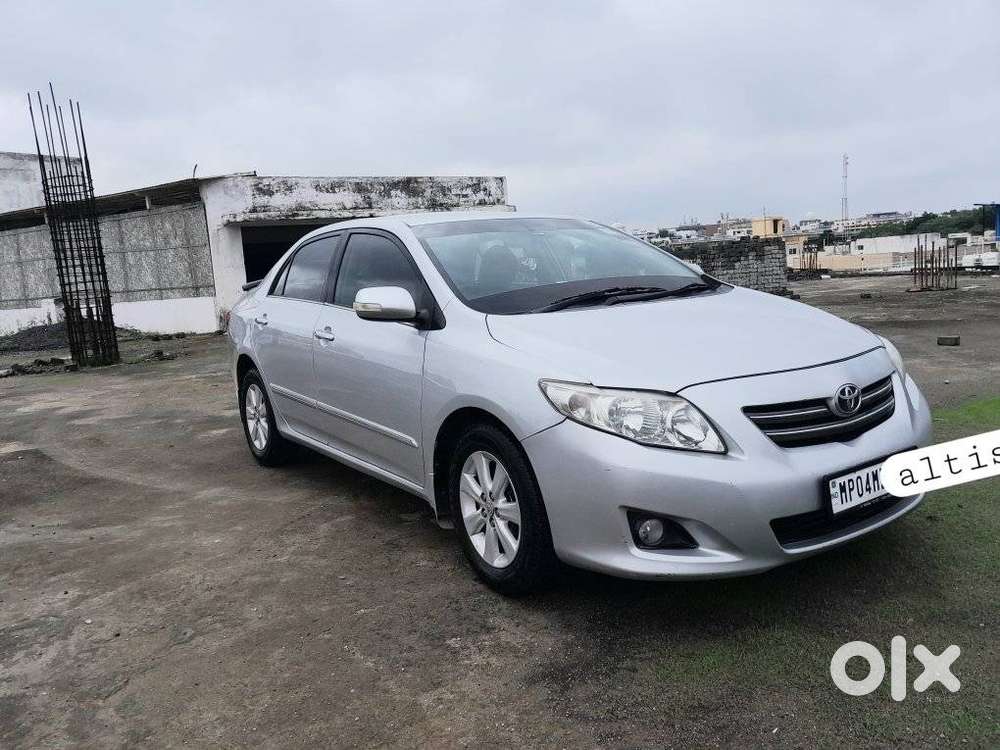 Toyota Corolla Altis 1.8 J, 2011, Petrol