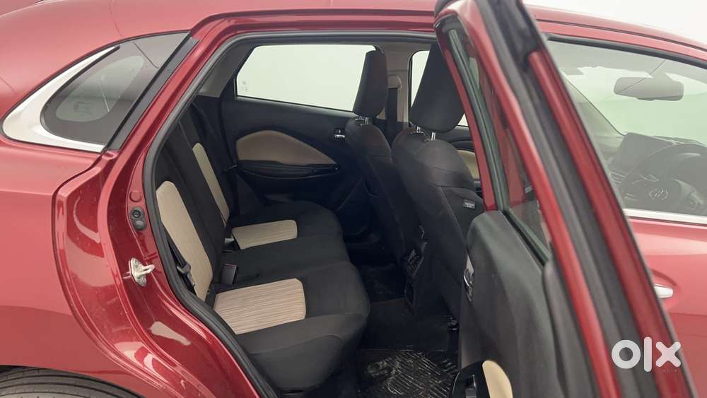 Toyota Glanza 1.2 V Amt, 2022, Petrol