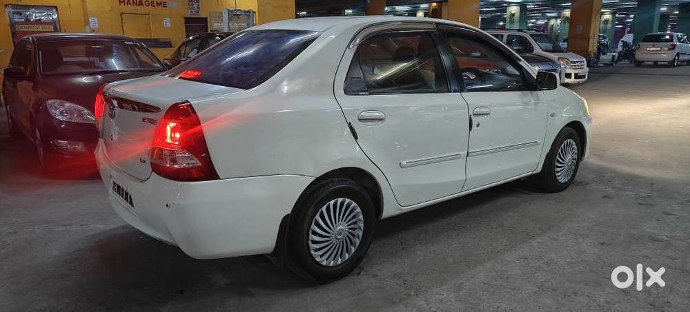 Toyota Etios 2010-2012 G, 2011, Petrol