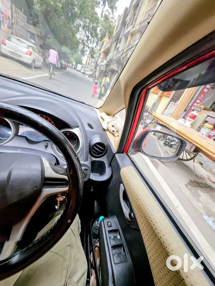 Honda Jazz 2012 Petrol Well Maintained Delhi Registered 2nd Owner