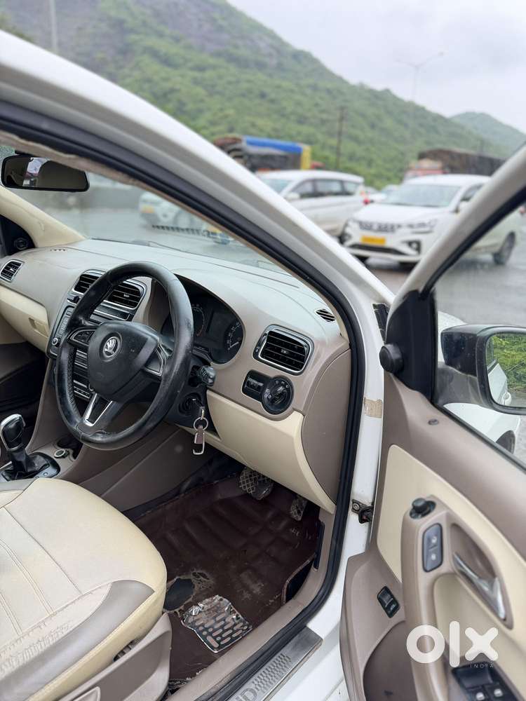 Skoda Rapid 1.5 Tdi At Elegance Plus, 2016, Diesel