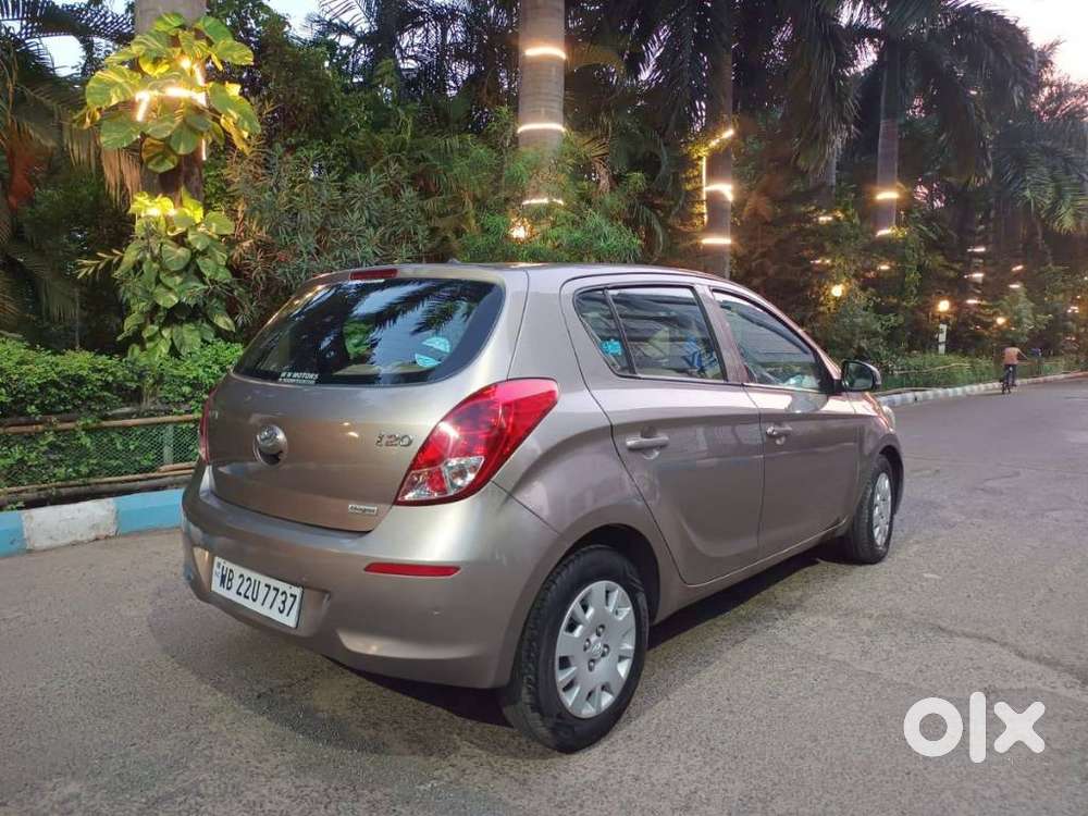 Hyundai I20 Petrol Cvt Magna Executive, 2013, Petrol