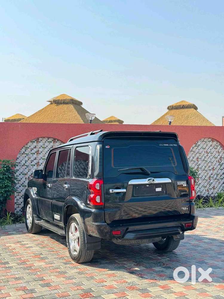 Mahindra Scorpio