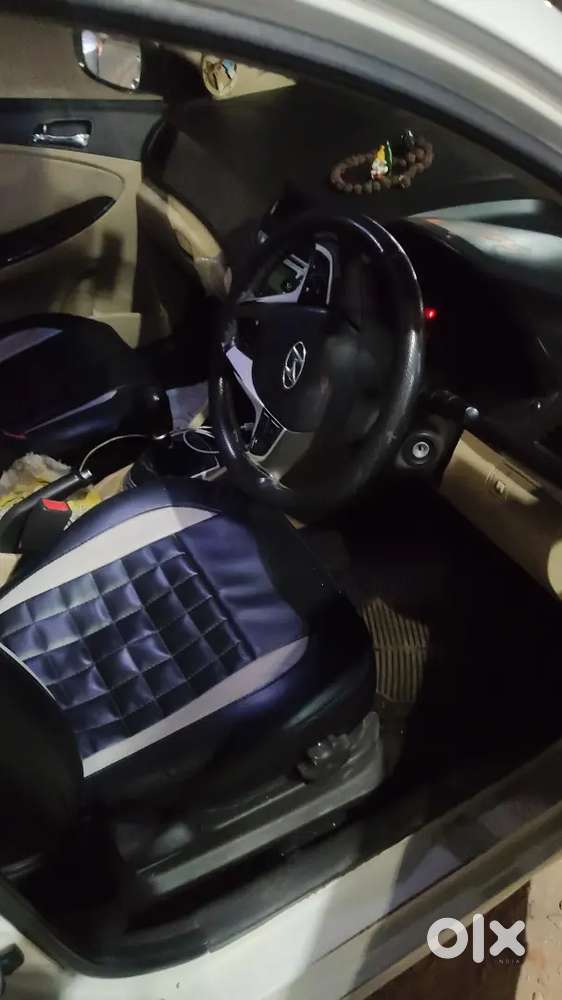 Hyundai Fluidic Verna 2012
